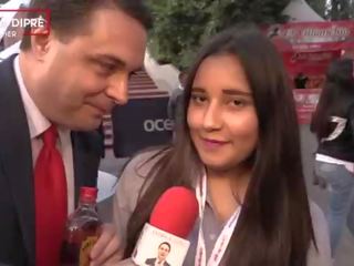 Fremmed video av en meksikansk jente med andrea dipre